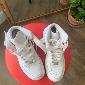 High top Nike Air Force 1 size: 5.5Y
